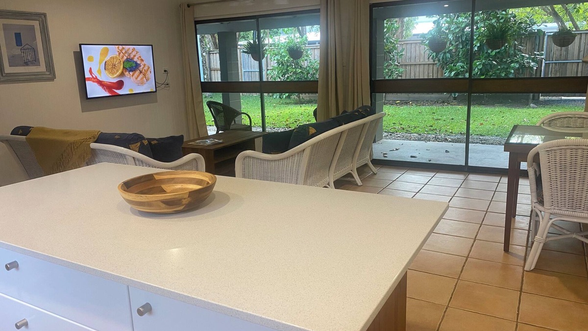 Port Douglas Cottage | Your Own Private Cottage in the heart of Town.
