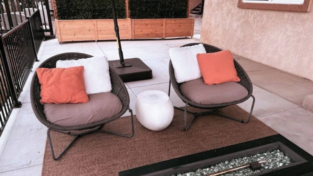 Linda Vista Apartment | Your Own Space, View & Kitchen