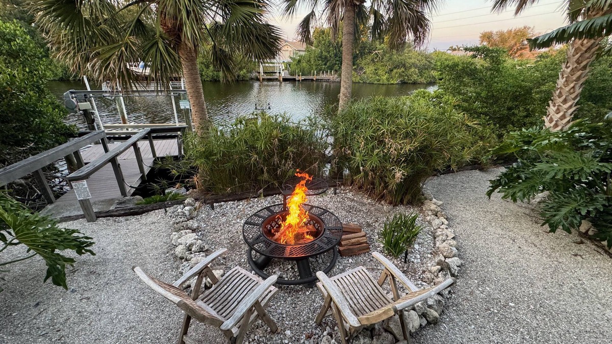 Cape Haze House | * Your Peaceful Waterfront Escape! *