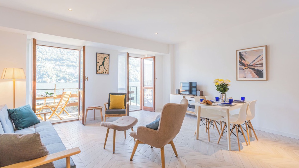Carate Urio Apartment | Your Private Harbour nearby George Clooney
