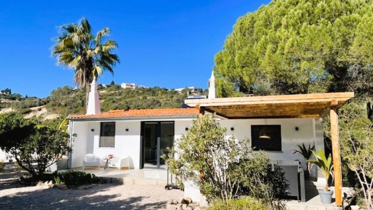 Benatrite House | Your private paradise: pool, sun terrace, and garden. Sun, peace, and space!