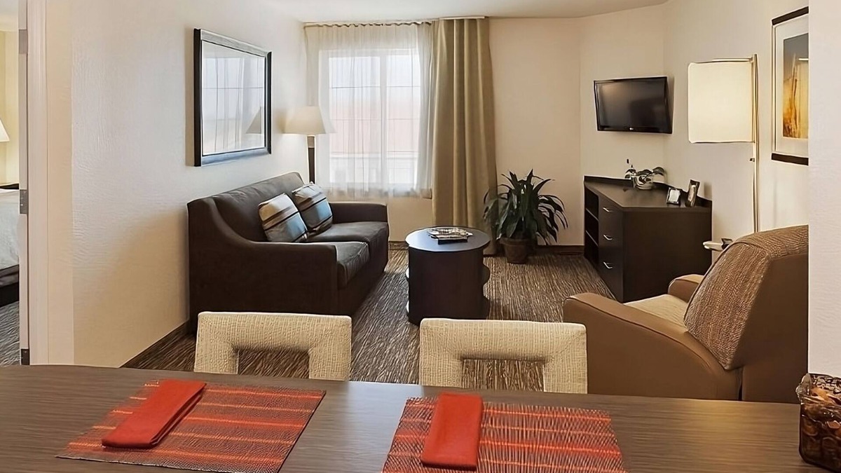 Wichita Resort | Your Relaxing Getaway Awaits! Kitchen, Parking, Pets Allowed, Near Sunset Park!