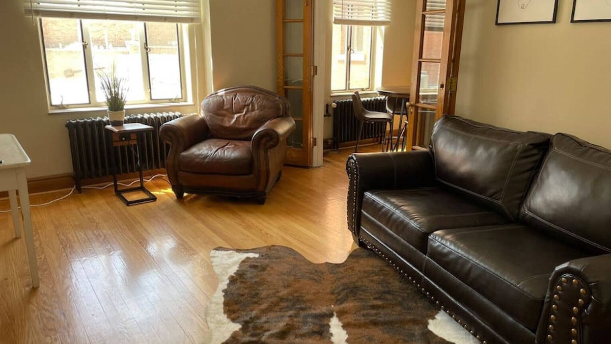 Cheyenne Apartment | Your western resting place right in the center of Cheyenne