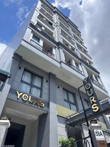 Phu Nhuan Apartment | YOURS Apartment - Airport