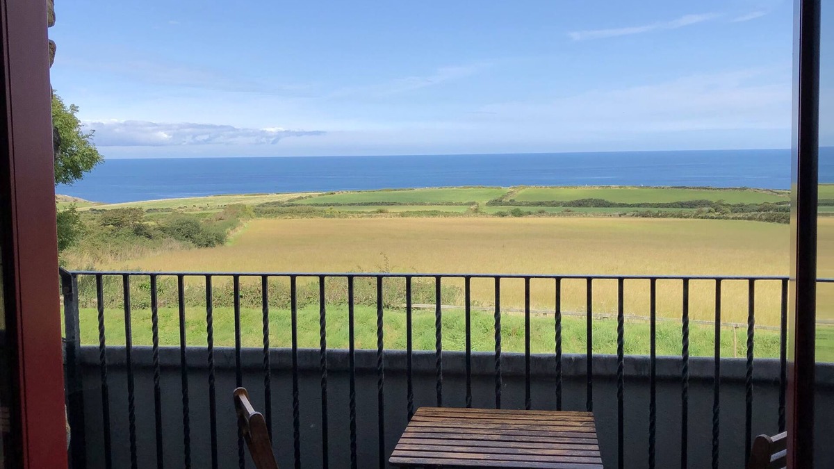 Llanrhian House | Ysgubor (The Grain Store) Sleeps 4 (2 Bedrooms)