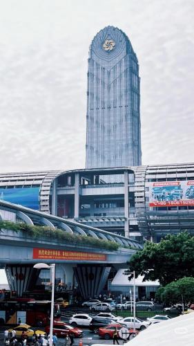 Liwan Hotel | Yue Cheng Hotel Xicun Metro Station, Guangzhou Railway Station- Direct access to the railway station and Canton Fair Complex via two metro lines