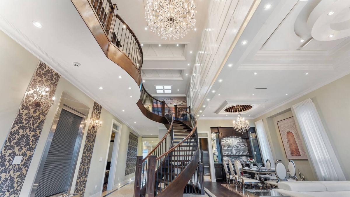 Queensborough House | YVR/Luxe/Theatre/AC/New Westminster