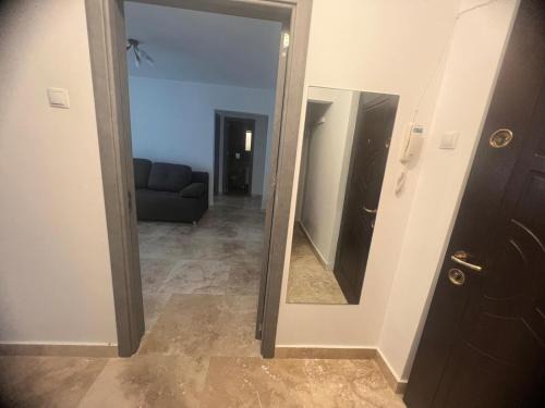 Ramnicu Valcea Apartment | Ywa