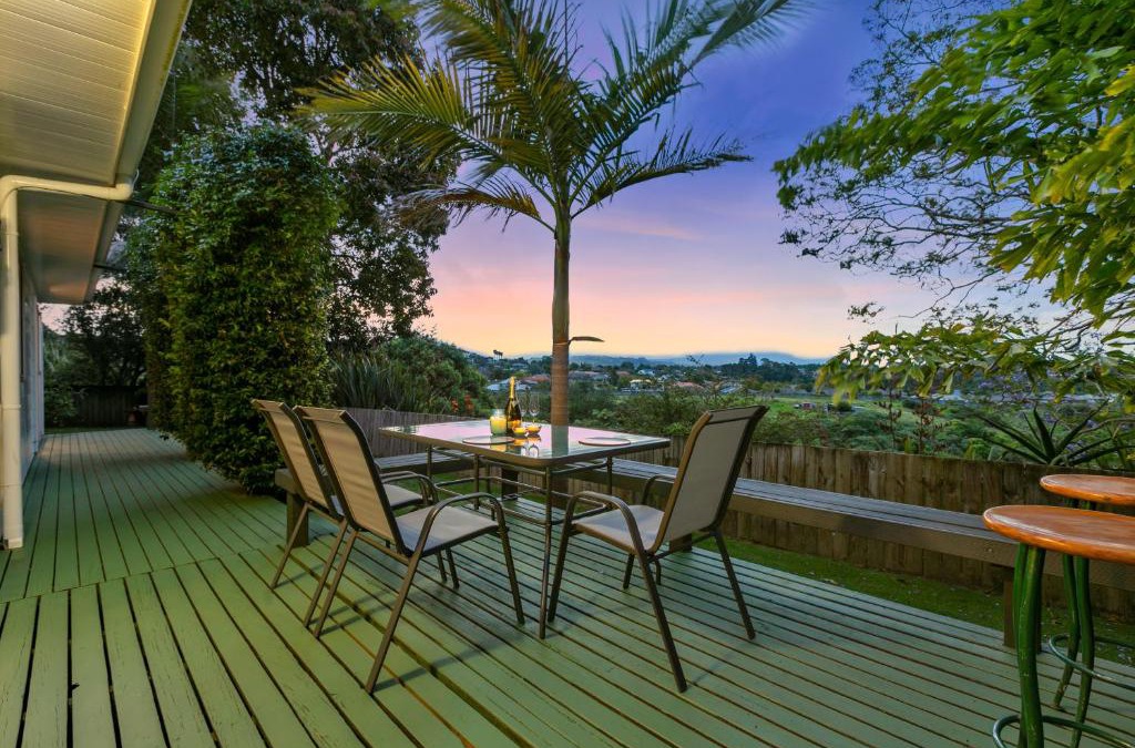Bethlehem House | Zalonyika NZ - Tauranga Holiday Home