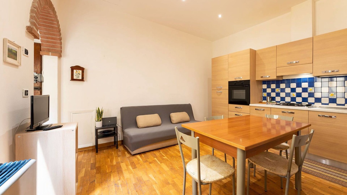 San Lorenzo Apartment | Zannoni 4 - One Bedroom Apartment, Sleeps 2