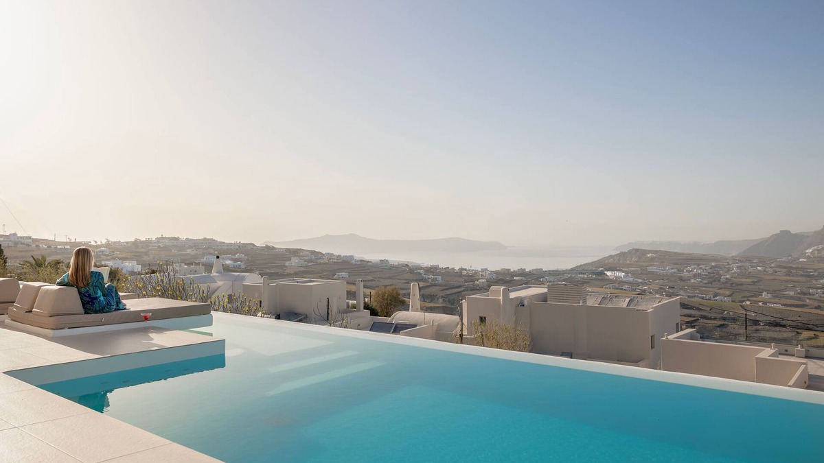 Pyrgos House | Zannos Luxury Suites by Zannos Collection
