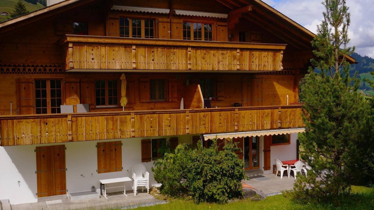 Saanenmoeser Apartment | Zapfe (Küenzi) by Interhome