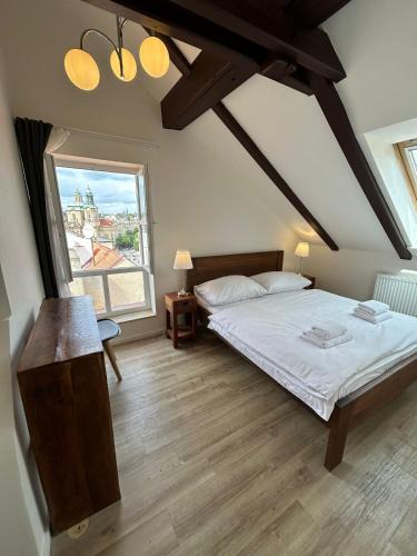 Stare Mesto Apartment | Zelezna - Old Town View Residence