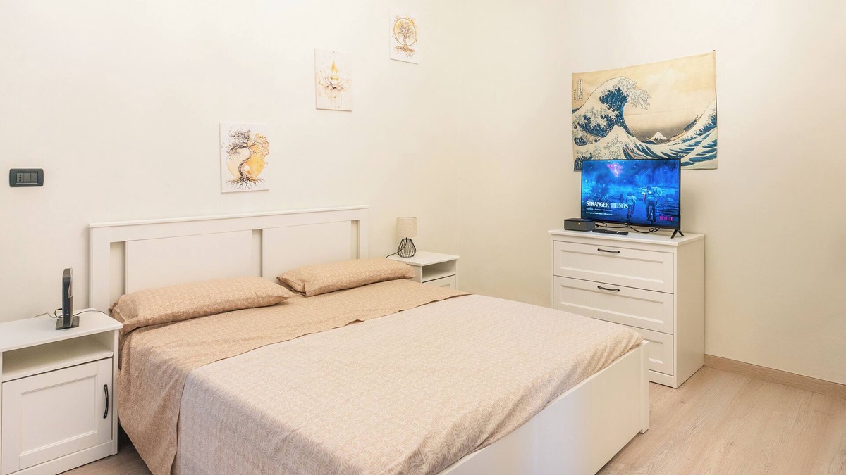 Casale Monferrato Apartment | Zen Jacuzzi Retreat