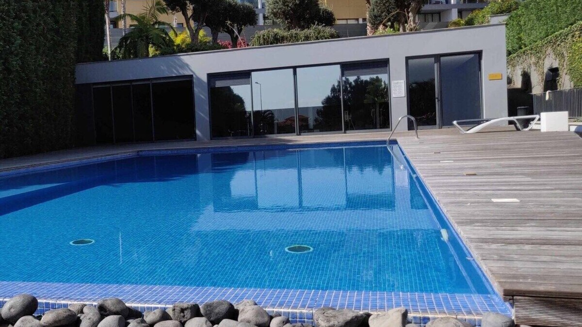 Sao Pedro Apartment | Zen Pearl-Luxury condo with pool