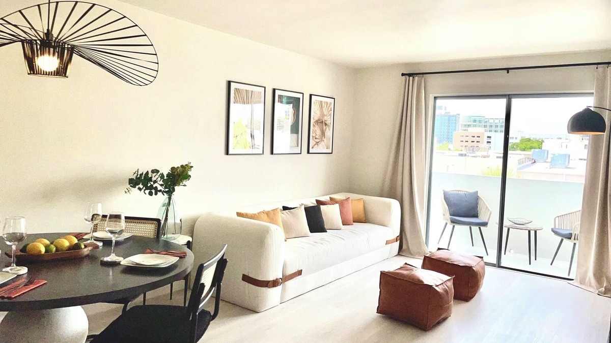 South Beach Apartment | Zen Vibe on the Beach 700 SqFt