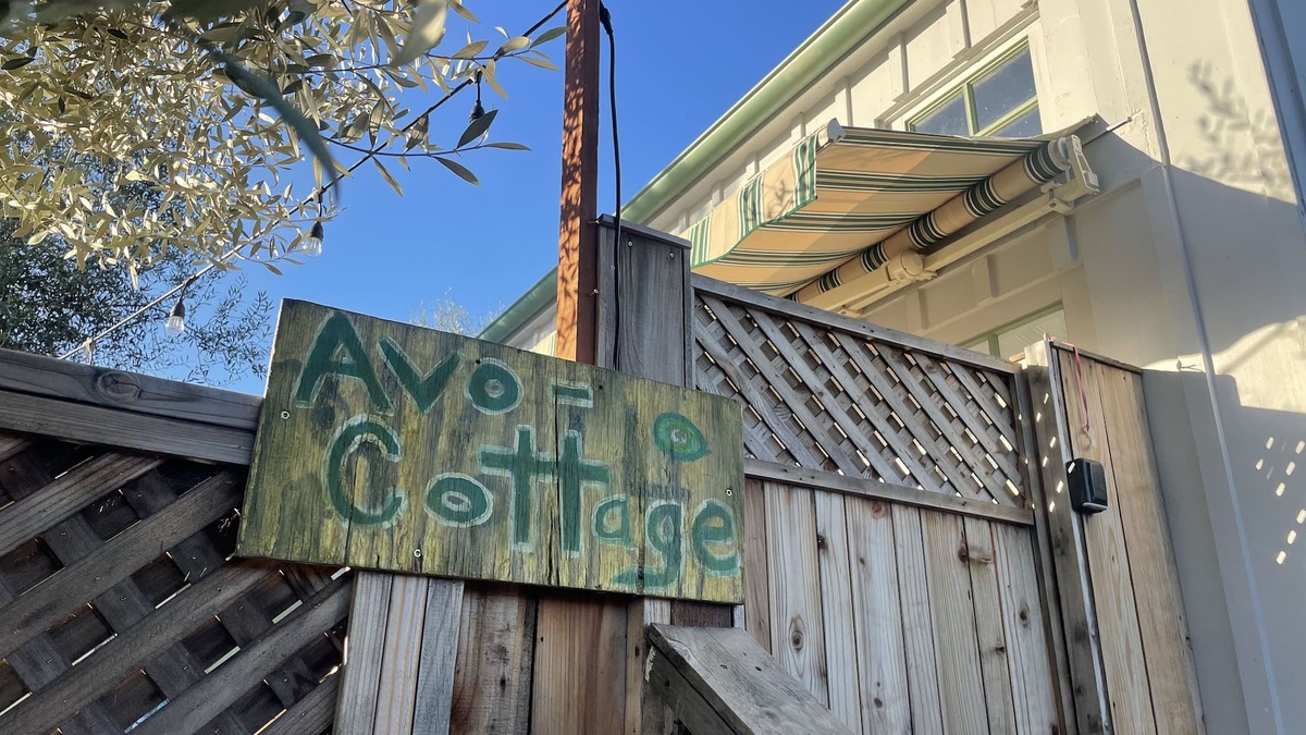 Carpinteria Cottage | Zenful Avo-Cottage w/hot tub — 5 min from the beach & hiking!