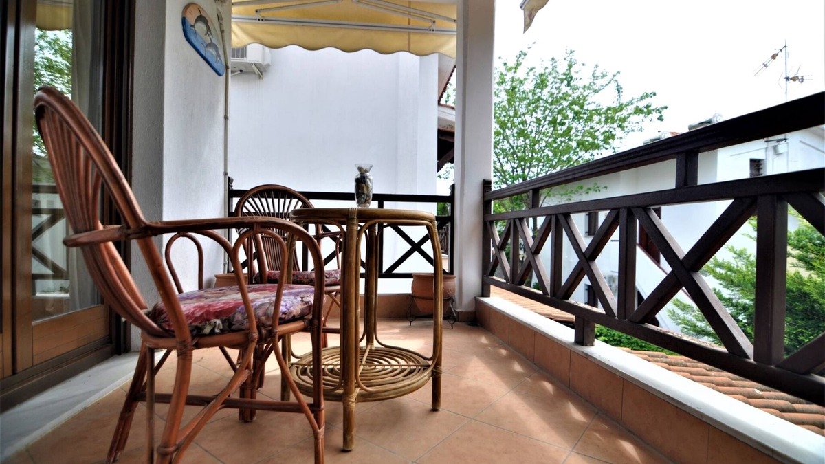 Nikita Cottage | Zennova #23 Nikiti Family Green Nest