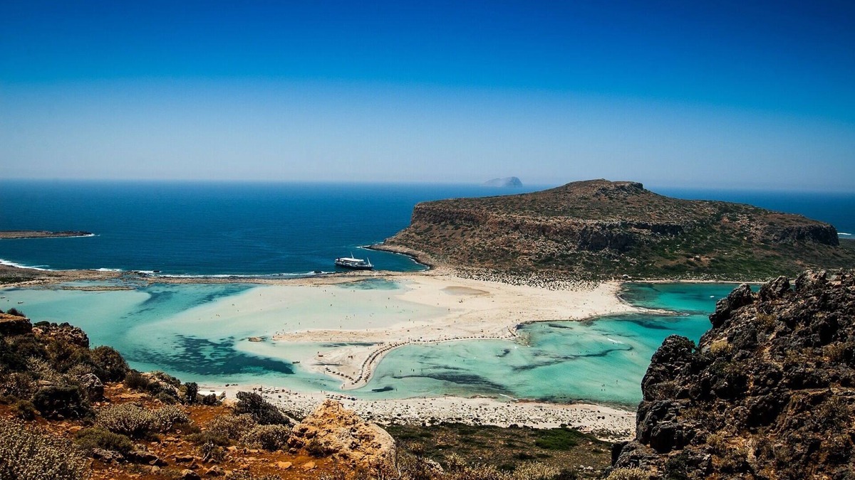 Darmarochori House | ZENtrum Villa - peaceful location and with private pool and all luxuries provided