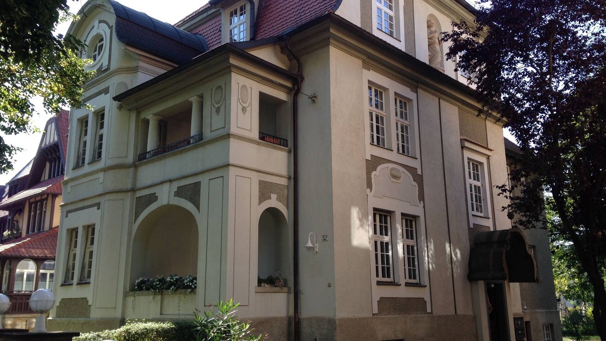 Lobervorstadt Apartment | Zentrumsnahe Ferienwohnung in der "villa Hortensia"