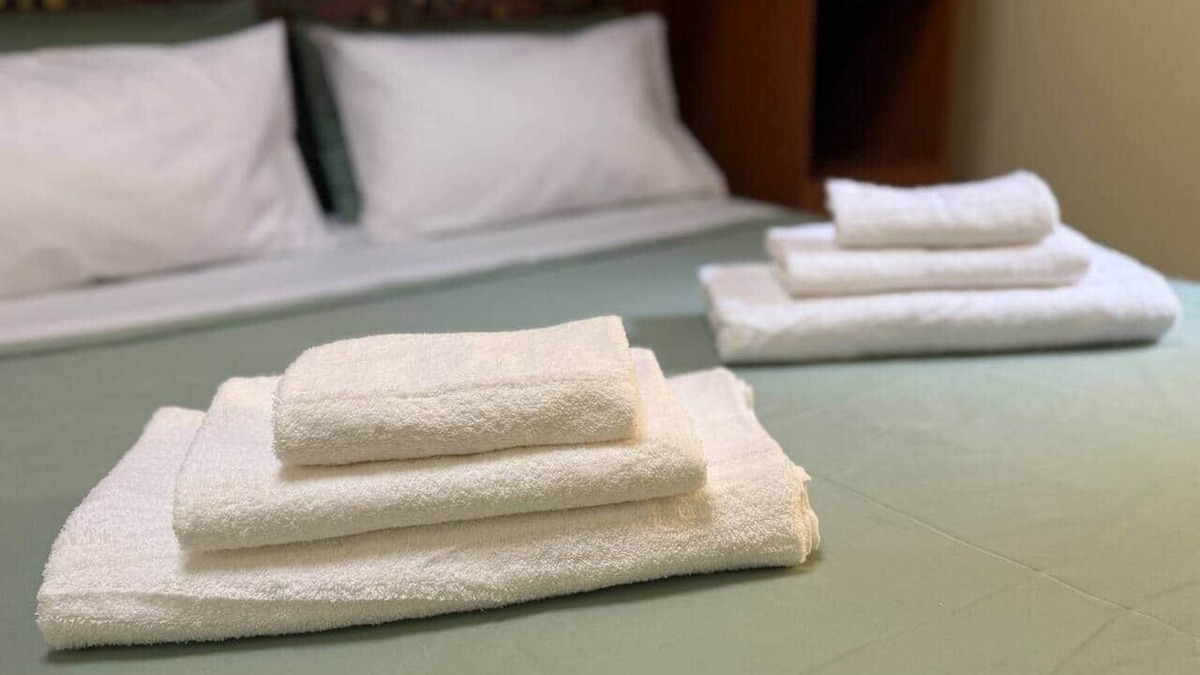 Belcastro Apartment | Zeus House - apartment at the entrance to Wonderlan, Netflix, WiFi, A/C