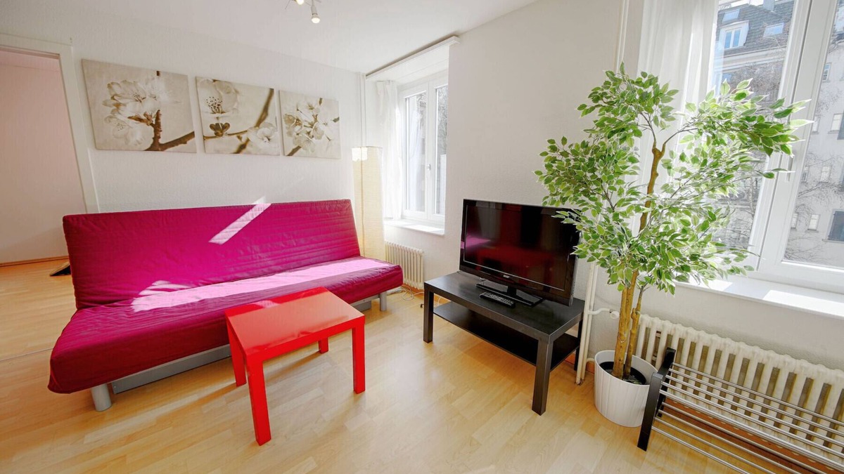 Langstrasse Apartment | ZH Keita - Stauffacher HITrental Apartment