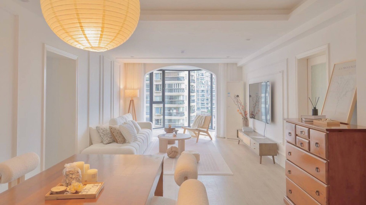 Downtown Shanghai Hotel | ZHome-Sun Wonderland Apartment
