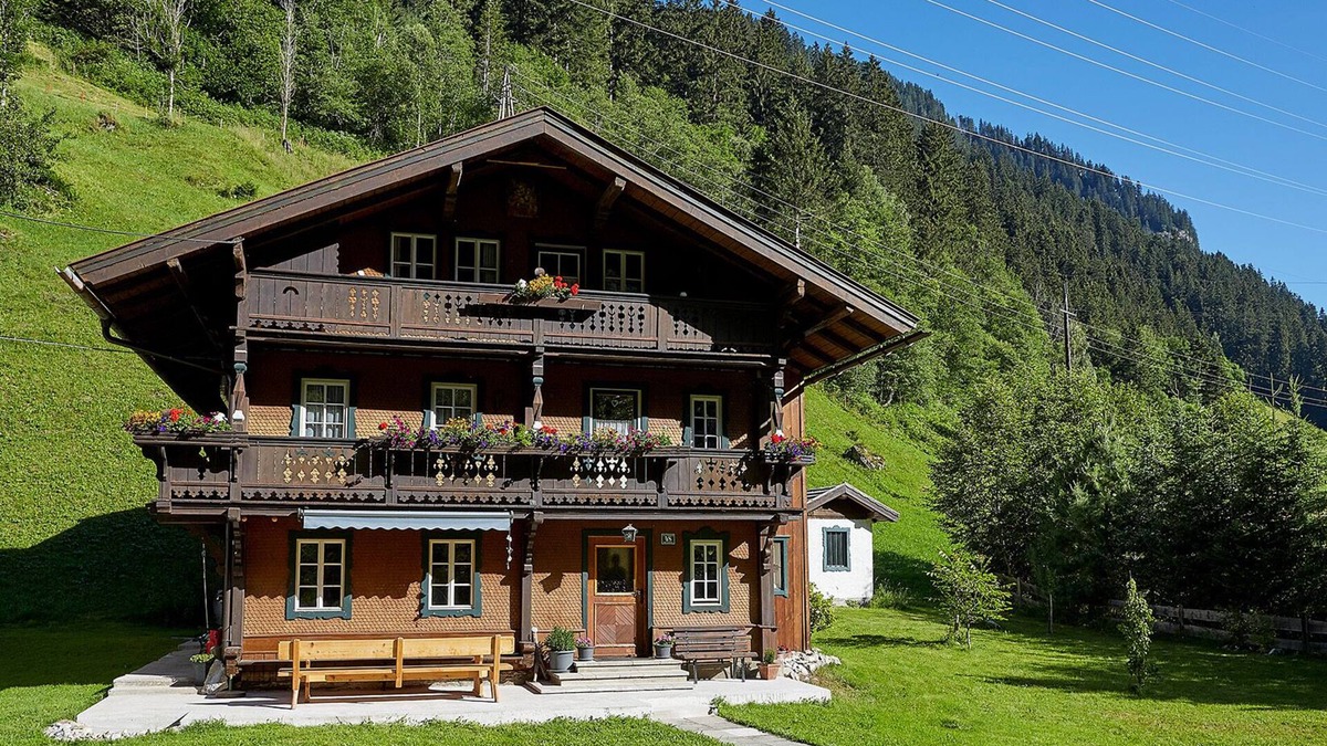 Dornauberg House | Zillertal ski and hiking hut
