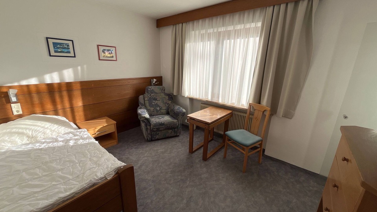 Obsteig Bed & Breakfast | Zimmer 10/1bett Ohne Balkon - Pension Alpina