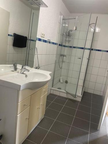 Lang-Gons Apartment | Zimmer in Langgöns mit Schlafsofa