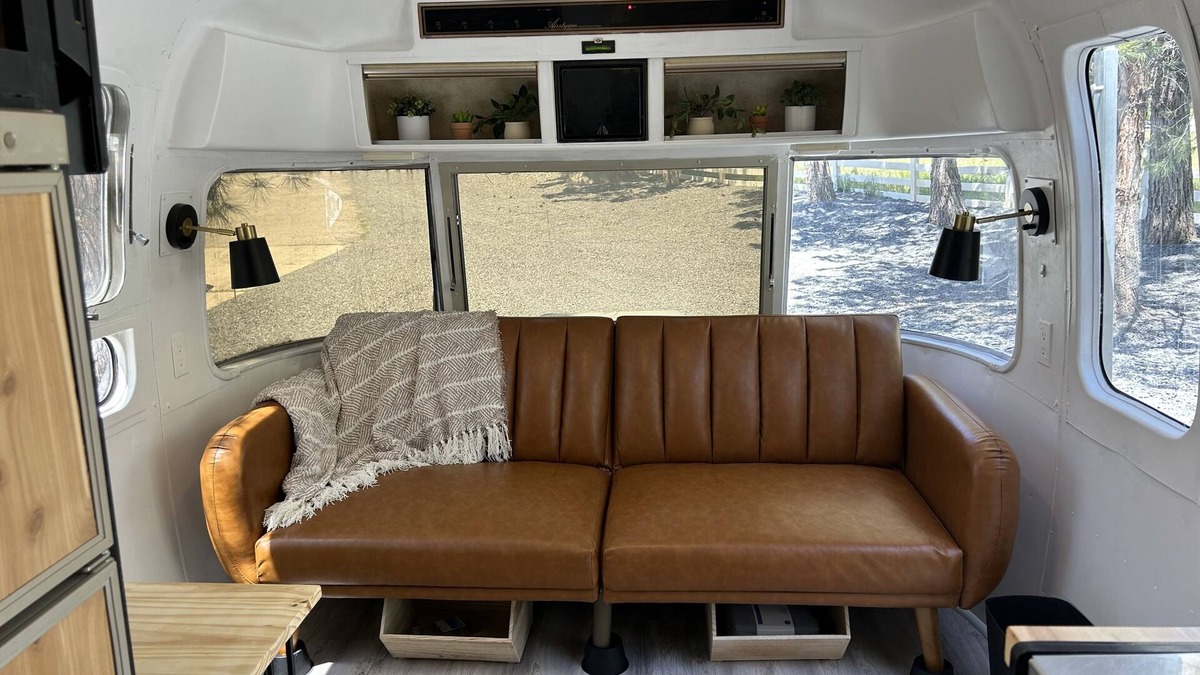 Toquerville House | Zion Airstream Retro Retreat