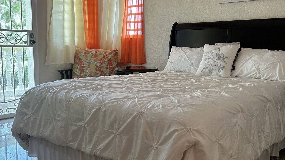 Estate Lilliendal and Marienhoj Apartment | Zoë Oasis - The Couple’s Choice & #1 Wholesome Getaway 🤍