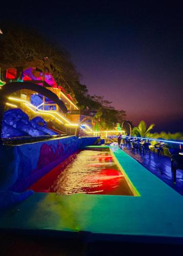 Lepanto Hotel | Zona de Piratas