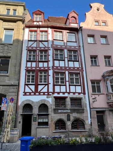 Nuremberg Old Town House | Zur Baumwolle Family Suites