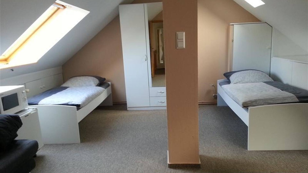 Ahlem-Badenstedt-Davenstedt Apartment | Zweibettzimmer Business, mit Eigenem Bad