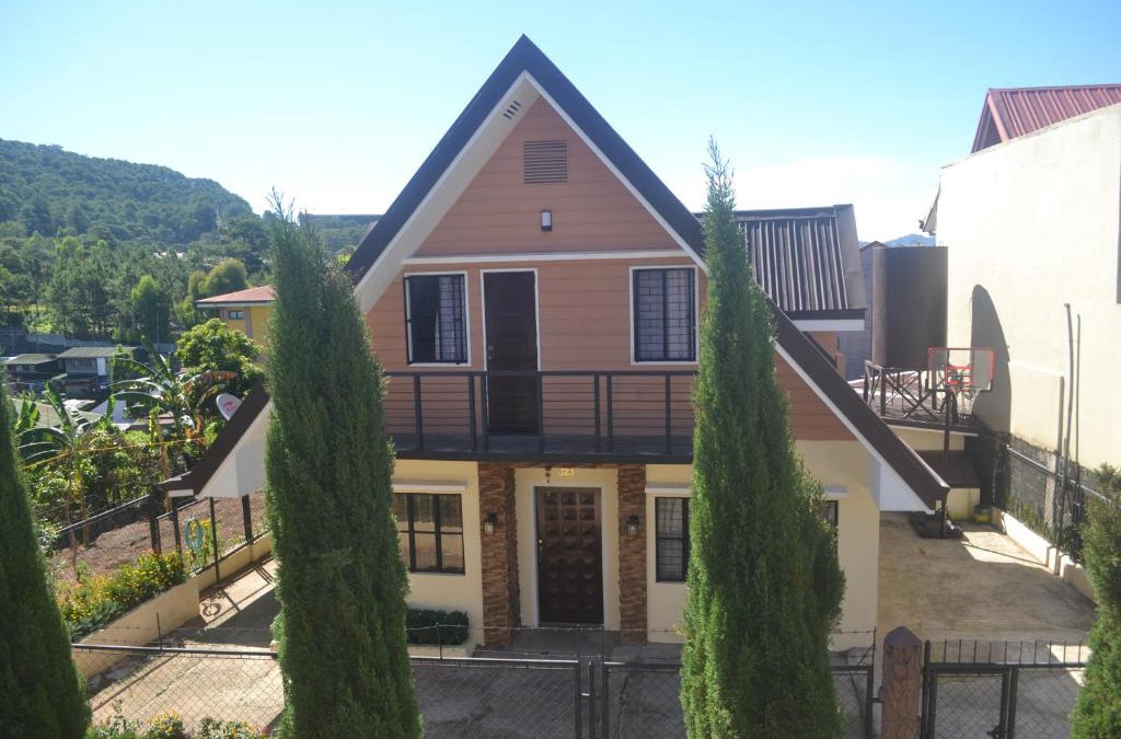 Baguio House | Zya 3BR A-House