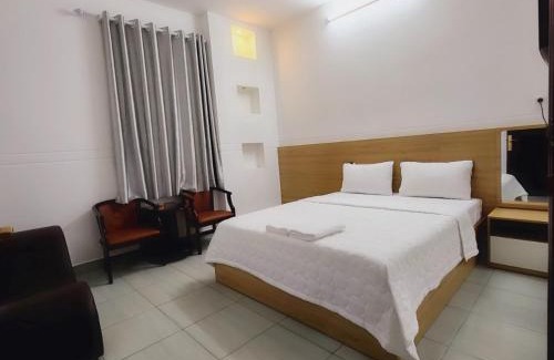 Binh Chanh Hotel | Ánh Dương Hotel