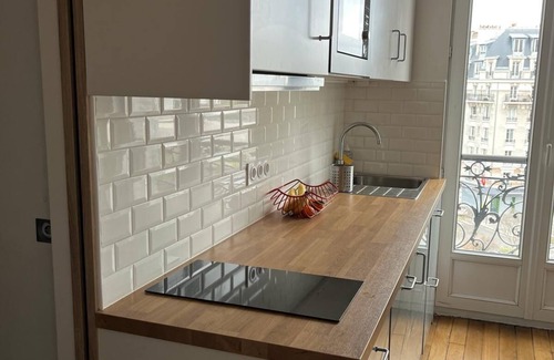 Quartier de la Maison-Blanche Apartment | "élégant Studio de Caractère à 75013 : Vivez L'expérience de Charme !