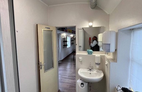 Bogen House | Übernachtung im nostalgischen Bahnwaggon