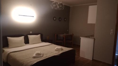 Loutraki House | Ξενώνας Αντωνία