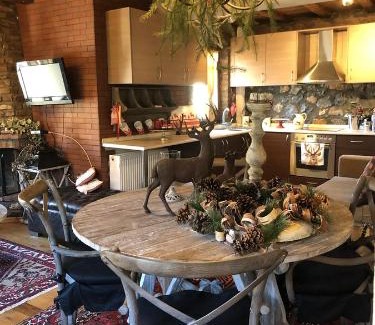 Aghios Athanasios House | Ξενώνας Φιλοξενία 1 & 2