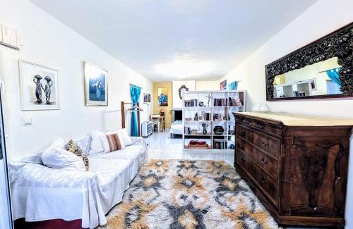 idhra House | Ύδρα ivY