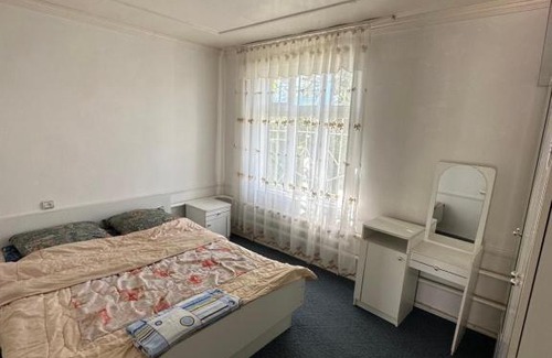 Cholpon-Ata House | Гостевой дом Көл Таңы
