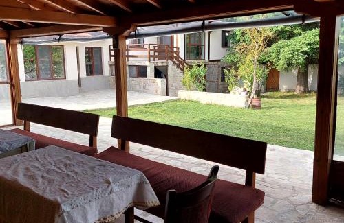 Avren Villa | Коларова къща