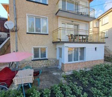 Dospat Apartment | Къща за гости Жани