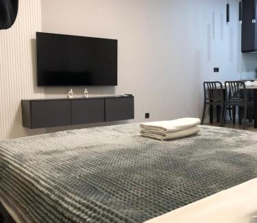 Almaty Apartment | Очаровательная студия в центре Алматы