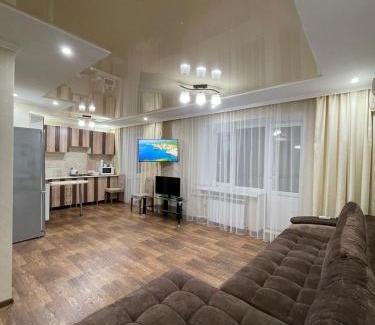 Uralsk Apartment | РЕВОЛЮЦИЯ 1 комн квартира Помесячно
