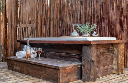 Sapir Cabin | הבית החום יחידת אירוח לזוגות ומטיילים בערבה