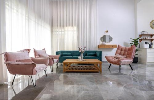 Sderot Apartment | לה וילא - וילה מדהימה עם בריכה פרטית וג'קוזי