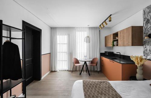 Neve Zohar Apartment | ריזורט האחוזה- וילה עם בריכה פרטית וסוויטות עם בריכה משותפת מול נוף ים המלח